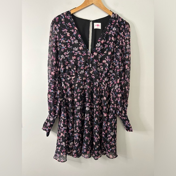 Buddy Love Parker V-Neck Black Floral Printed Skater Dress - Picture 3 of 8